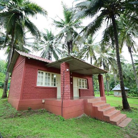 Prakruth Backwater Stay By Lazo , Coorg Suntikoppa エクステリア 写真